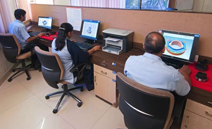خبراء يحذرون من هلوسات الذكاء الاصطناعي في المؤسسات العمومية