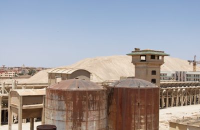 المعادن الحيوية تجمع المغرب وأمريكا في مراكش.. رهانات البطاريات